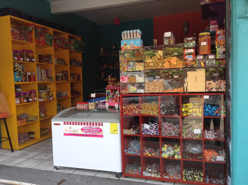 Dulcería Dulceria La Dulce Tentacion y paleta de hielo artesanal