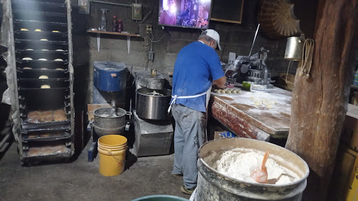 Dulcería Panaderia La Tradicional